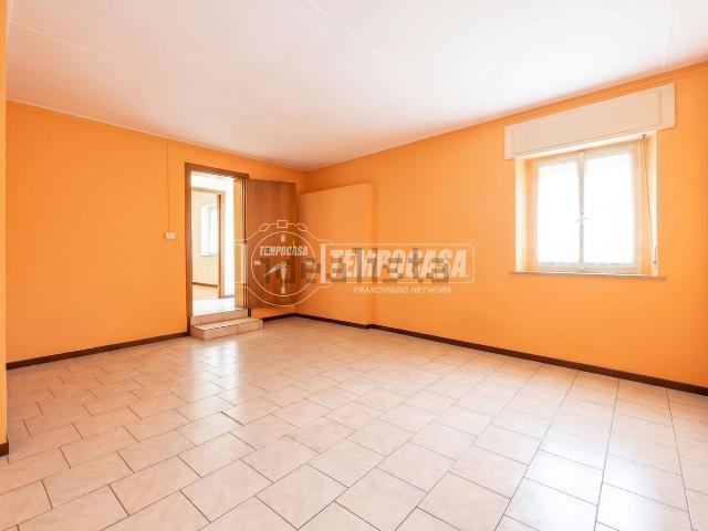 Appartamento in vendita a Lurano, Lombardia