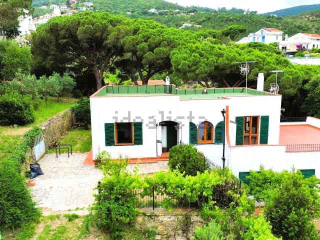 Appartamento in vendita a Spotorno, Liguria