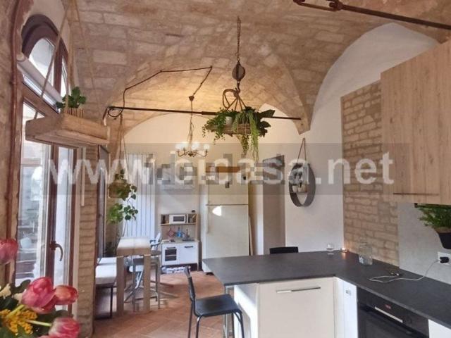 Appartamento in vendita a Vallefoglia, Marche