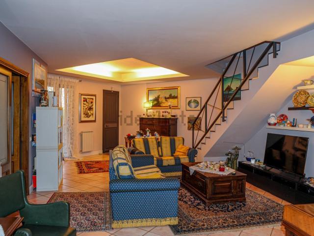 Appartamento in vendita a Sant'agata Li Battiati, Catania