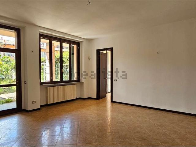 Appartamento in vendita a Castelletto, Abbiategrasso