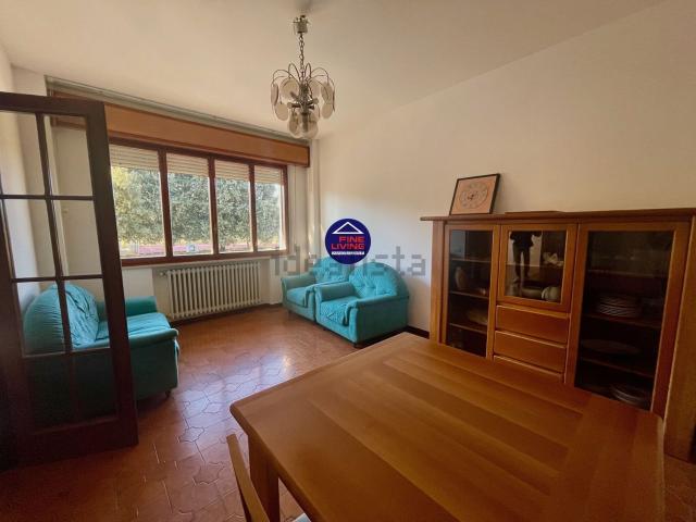 Appartamento in vendita a Pesaro, Pesaro E Urbino