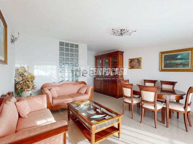 Appartamento in vendita a Villa Di Briano, Campania