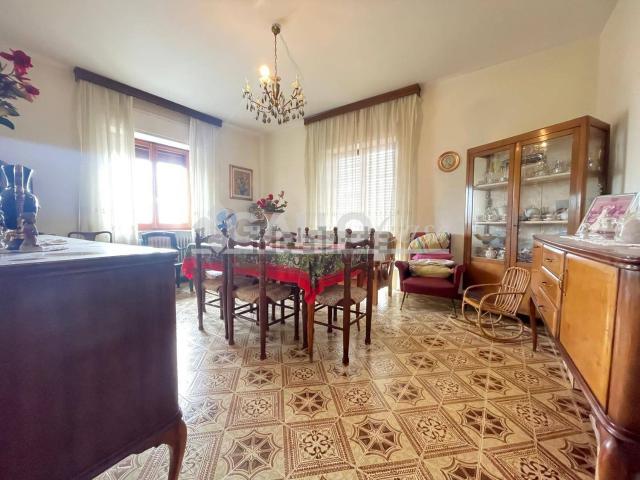 Appartamento in vendita a Quattromiglia, Rende