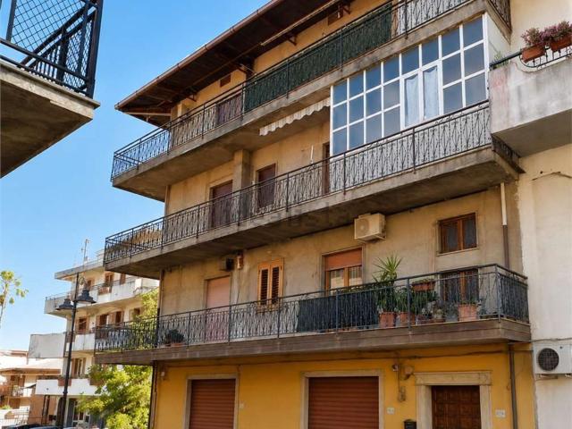 Appartamento in vendita a Sinopoli Inferiore, Sinopoli