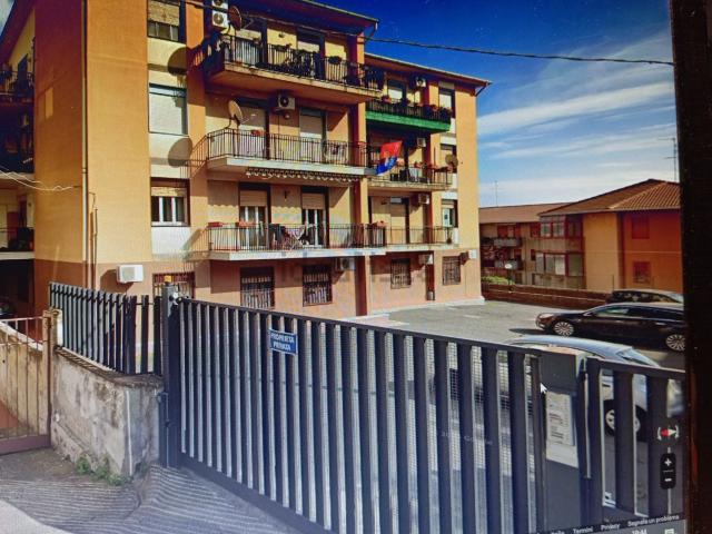 Appartamento in vendita a Fasano, Gravina Di Catania