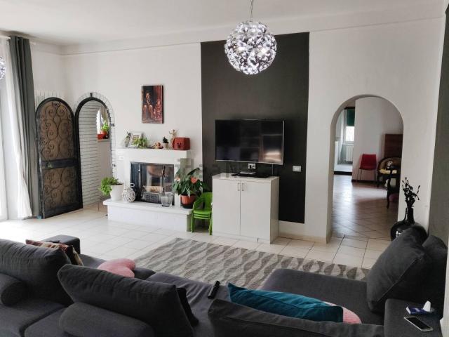 Appartamento in vendita a Piazzo, Nembro