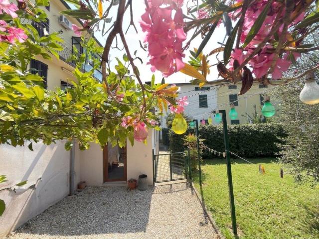 Appartamento in vendita a Prato, Toscana