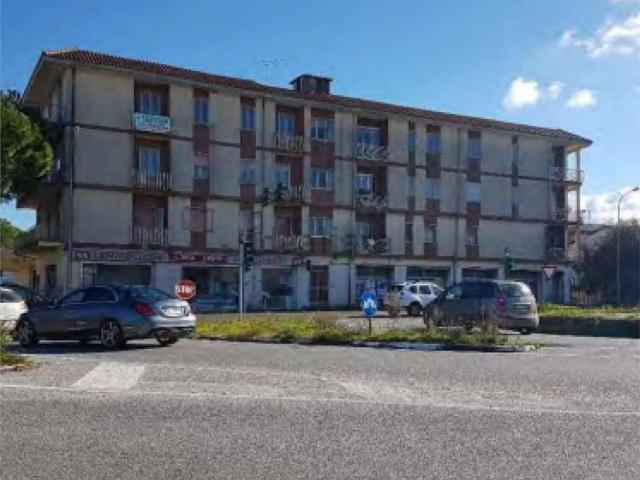 Appartamento in vendita a Nao, Jonadi