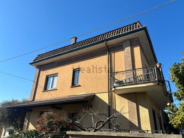 Appartamento in vendita a Figino Serenza, Lombardia