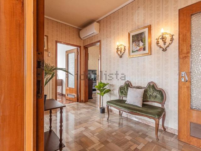 Appartamento in vendita a Ferrara, Reggio Emilia
