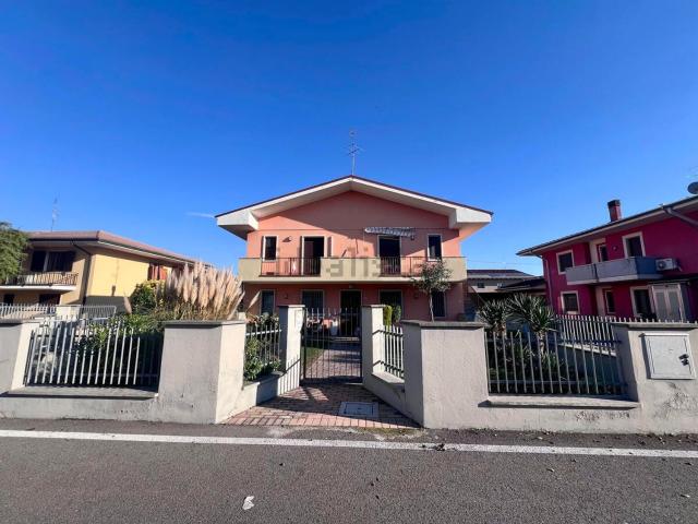 Appartamento in vendita a Palù, Veneto