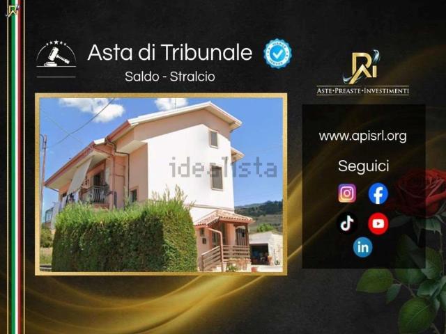 Appartamento in vendita a Luzzi, Cosenza