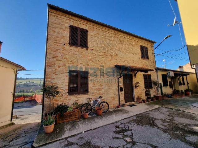 Appartamento in vendita a Rione Murato, Marche