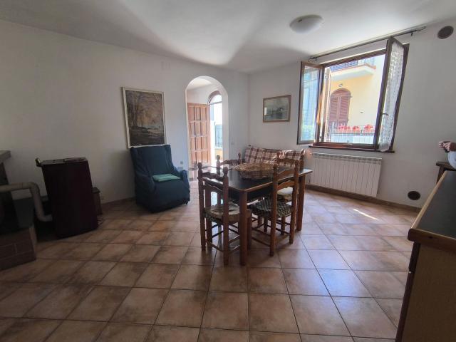 Appartamento in vendita a Foligno, Umbria