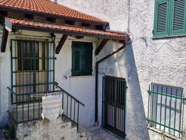 Appartamento in vendita a Varese Ligure, Liguria