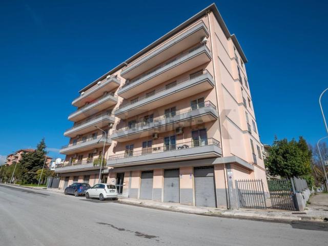 Appartamento in vendita a Ragusa, Sicilia