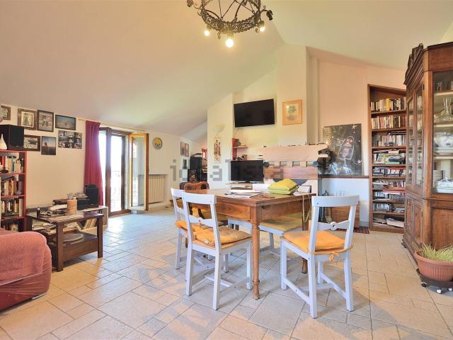 Appartamento in vendita a Pian delle Fornaci, Siena