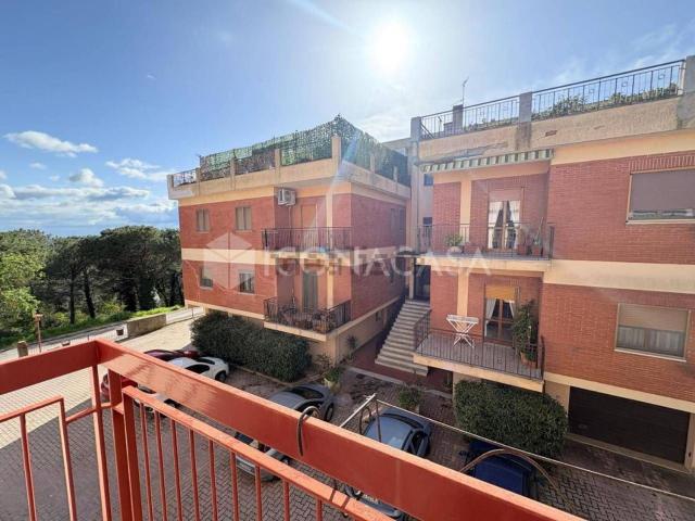 Appartamento in vendita a Serra Venerdì, Matera