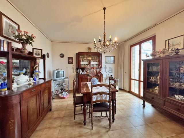 Appartamento in vendita a Castello, Marche