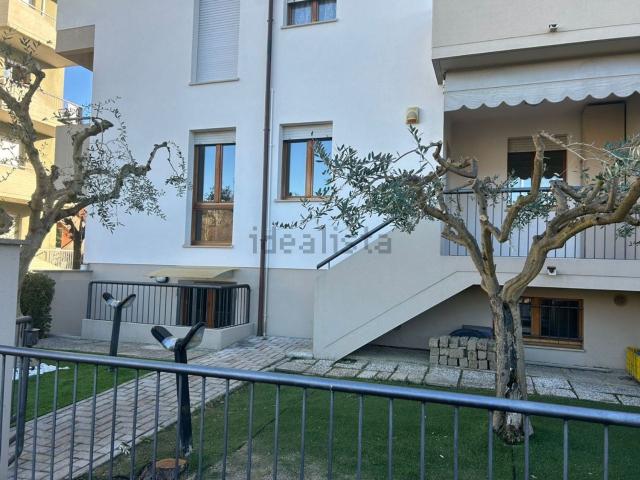 Appartamento in vendita a Vallefoglia, Marche