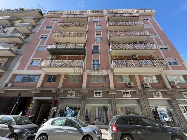Appartamento in vendita a V Circoscrizione, Palermo