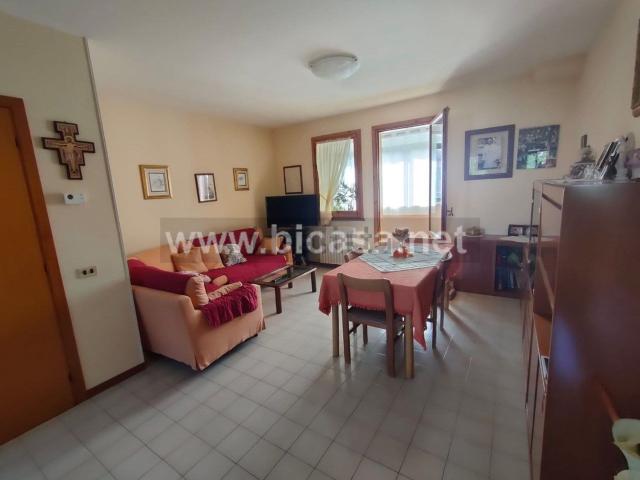 Appartamento in vendita a Villa Ceccolini, Pesaro