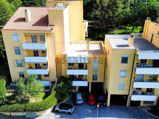 Appartamento in vendita a Spotorno, Liguria