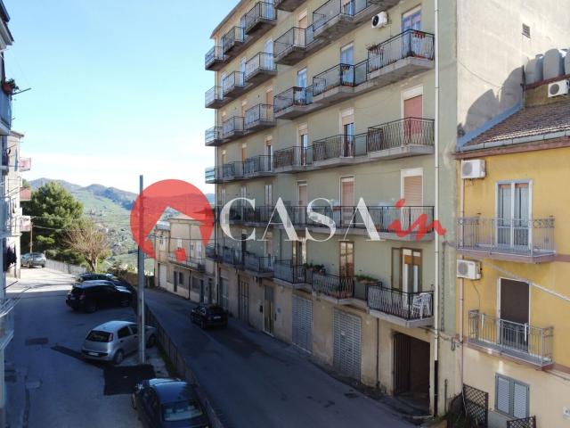 Appartamento in vendita a Nicosia, Sicilia