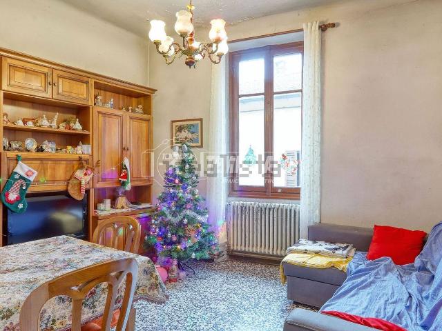 Appartamento in vendita a Arcisate, Varese