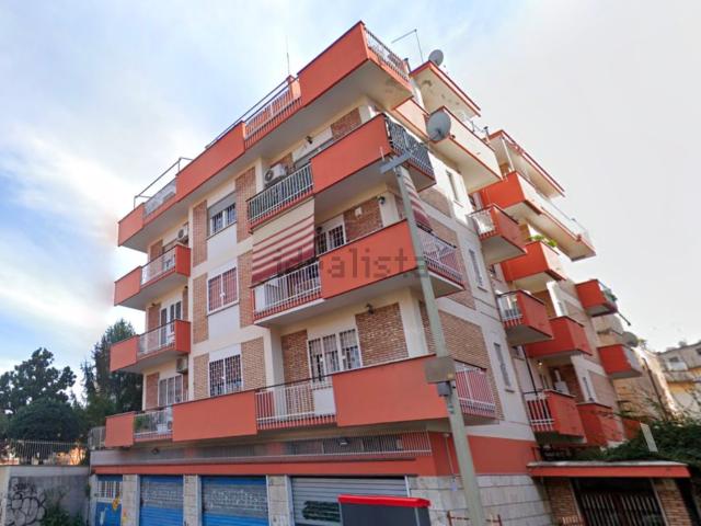 Appartamento in vendita a Castellare, Pescia