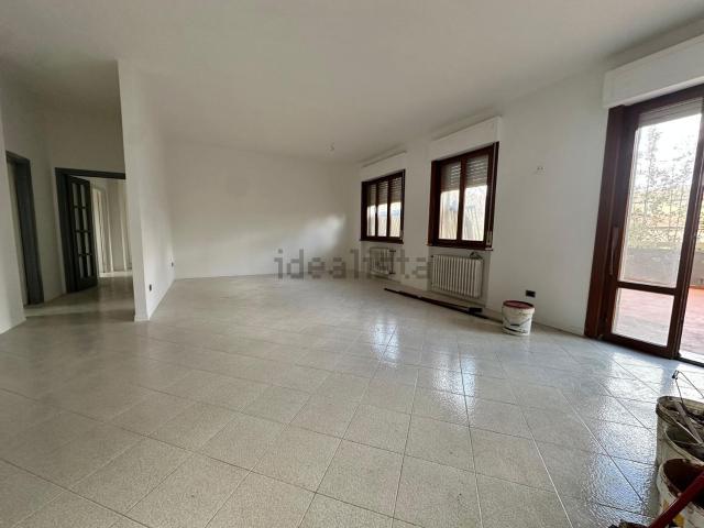Appartamento in vendita a Cecina, Toscana