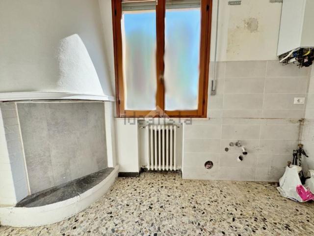 Appartamento in vendita a Vallefoglia, Marche