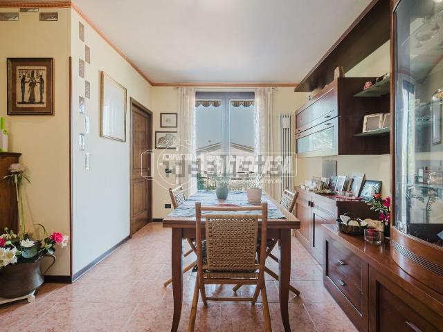 Appartamento in vendita a Unione dei comuni del Distretto Ceramico, Maranello