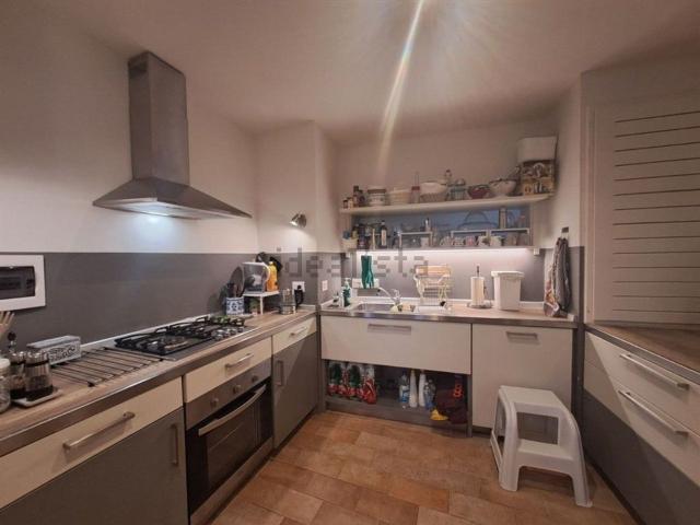 Appartamento in vendita a Bucine, Toscana