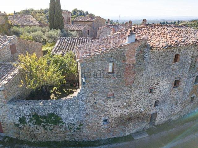 Appartamento in vendita a Bucine, Toscana