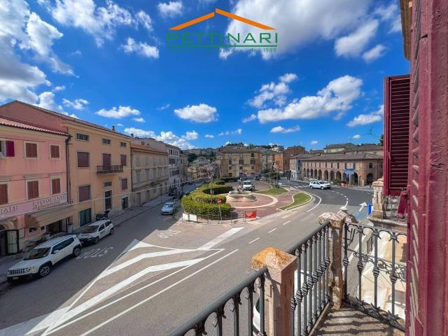 Appartamento in vendita a Marche, Ancona