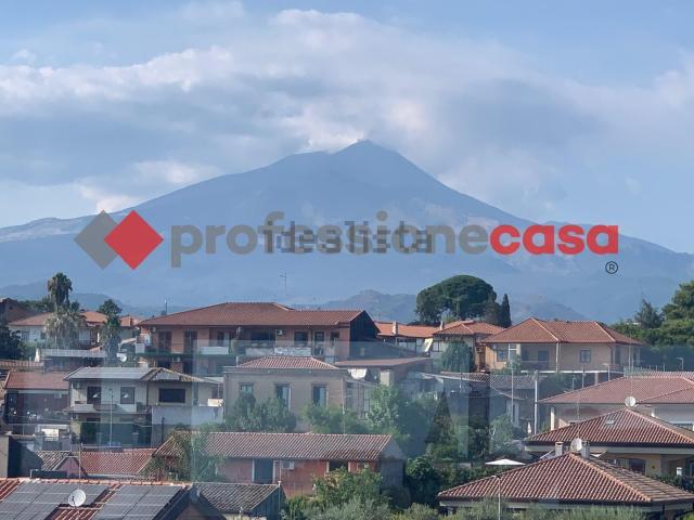 Appartamento in vendita a Mascalucia, Sicilia