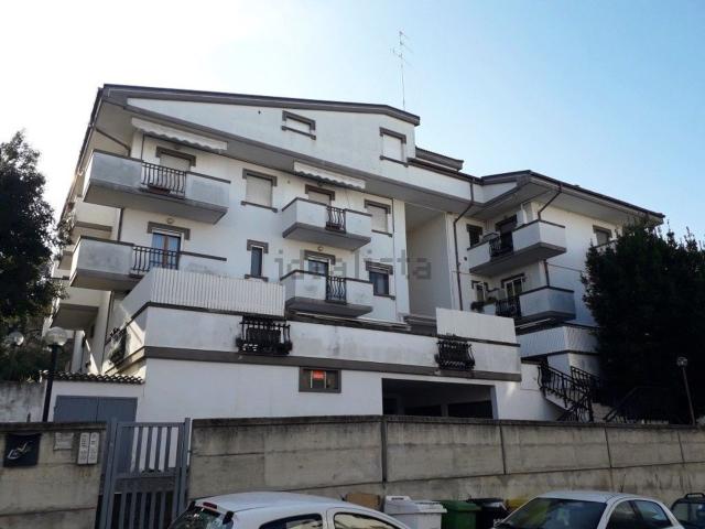 Appartamento in vendita a Chieti, Abruzzo