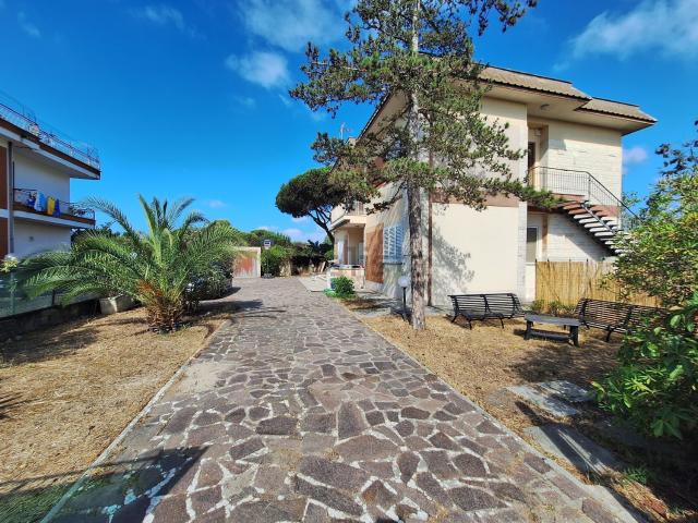 Appartamento in vendita a Lido Azzurro, Terracina