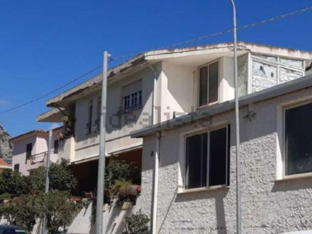 Appartamento in vendita a Centro Storico, Capo Comino