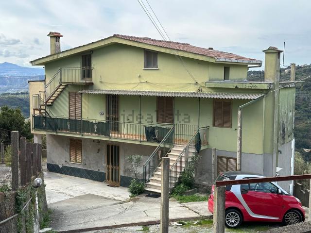 Appartamento in vendita a Gagliano, Calabria