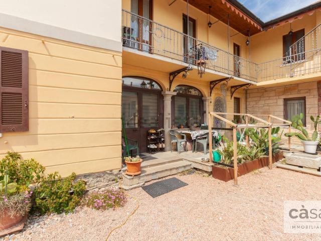 Appartamento in vendita a Véla, Vedano Olona