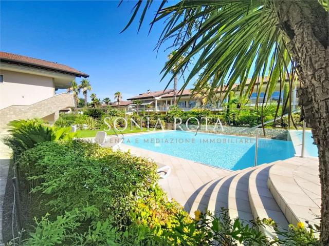 Appartamento in vendita a Sirmione, Lombardia