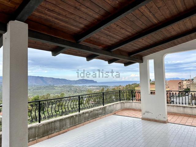 Appartamento in vendita a Sant'Enargi, Furnari