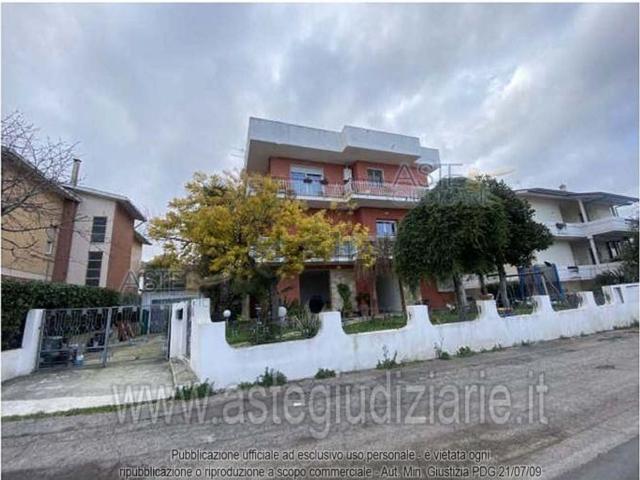 Appartamento in vendita a Roseto Degli Abruzzi, Abruzzo