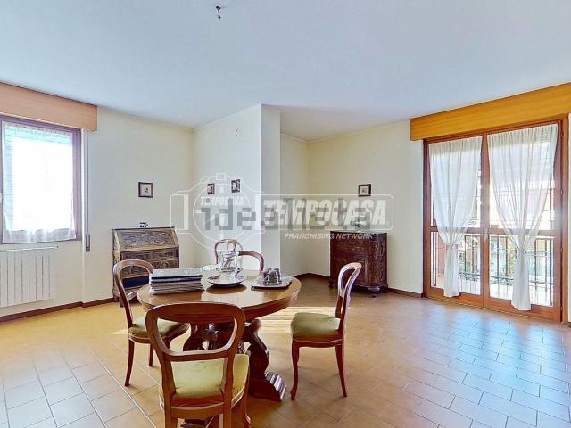 Appartamento in vendita a Moncucco, Brugherio