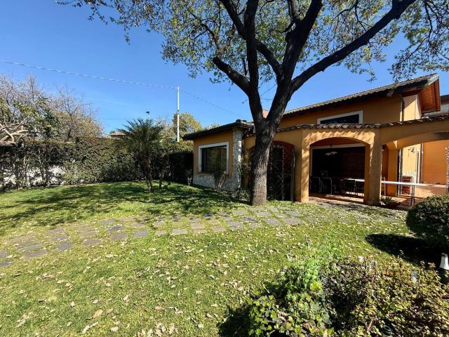 Appartamento in vendita a Valverde, Sicilia