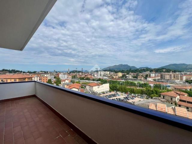 Appartamento in vendita a Valle Olona, Varese