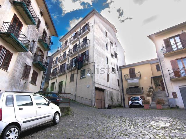 Appartamento in vendita a Atripalda, Campania